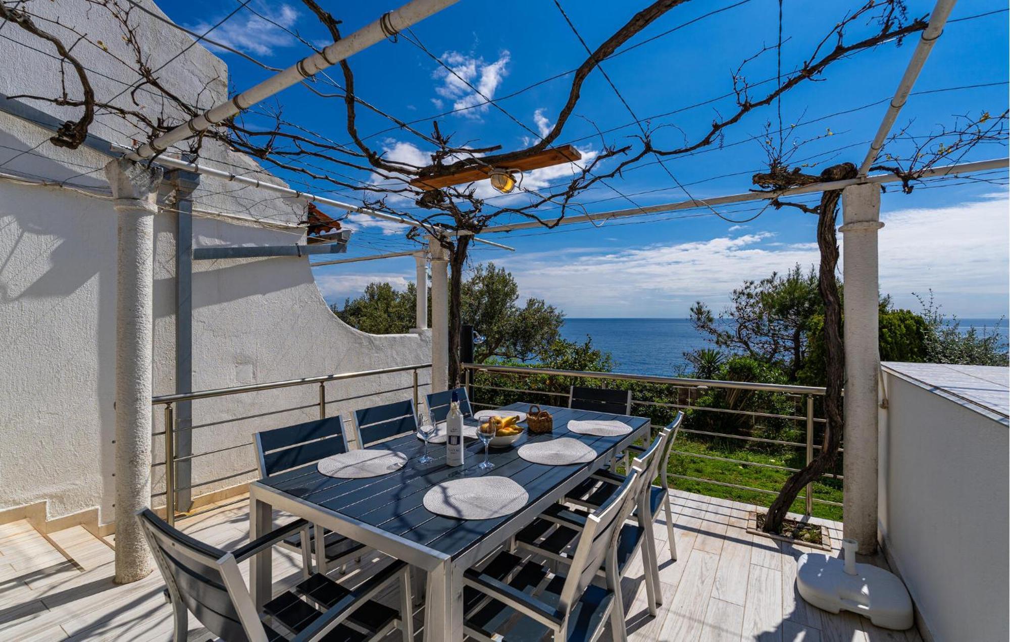 Cozy Apartment In Dubrovnik With House Sea View Экстерьер фото